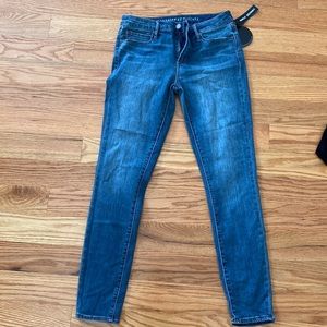 Medium Wash Skinny Ankle Jeans Never Been Worn